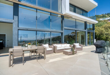 Outstanding, five bedroom Villa located in Altos de Los Monteros with panoramic sea views