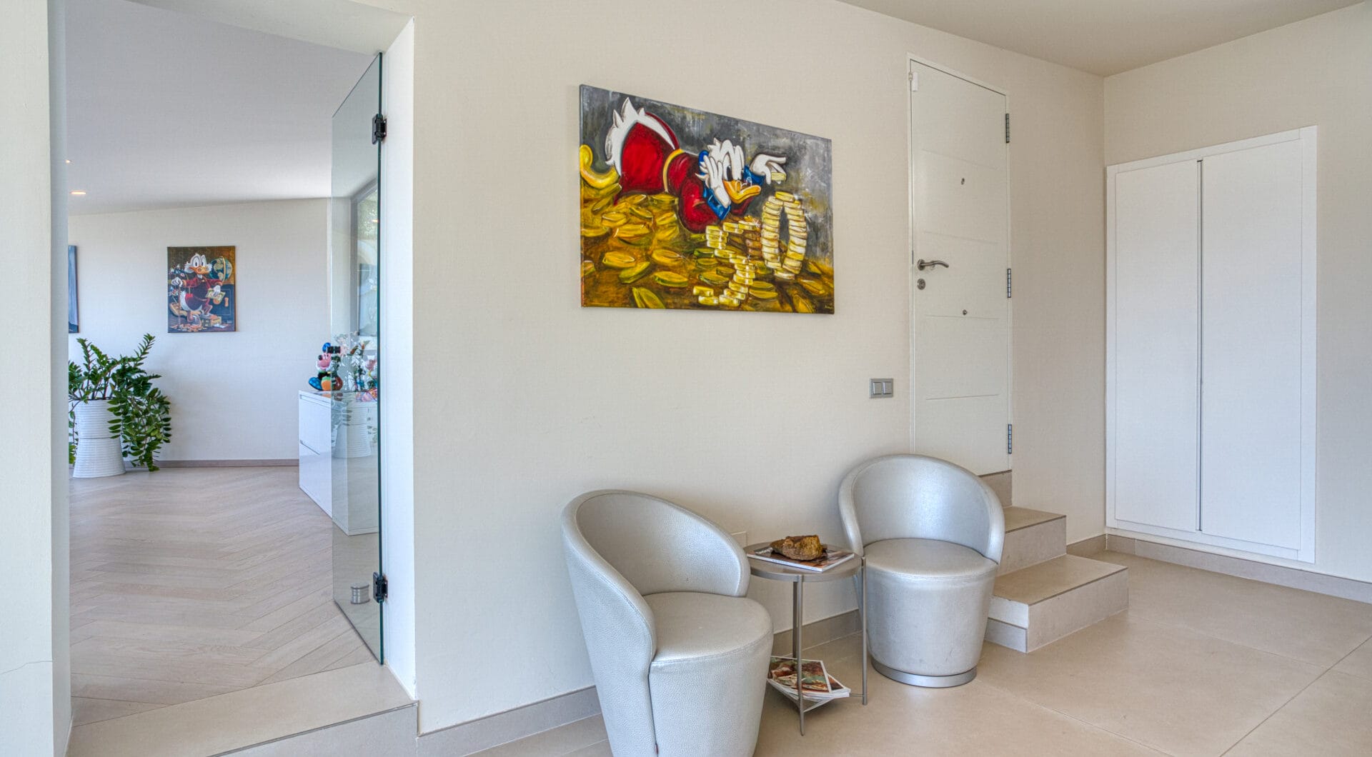 Outstanding, five bedroom Villa located in Altos de Los Monteros with panoramic sea views