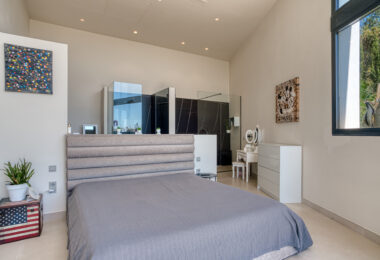 Outstanding, five bedroom Villa located in Altos de Los Monteros with panoramic sea views