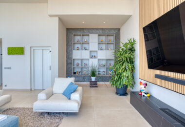 Outstanding, five bedroom Villa located in Altos de Los Monteros with panoramic sea views