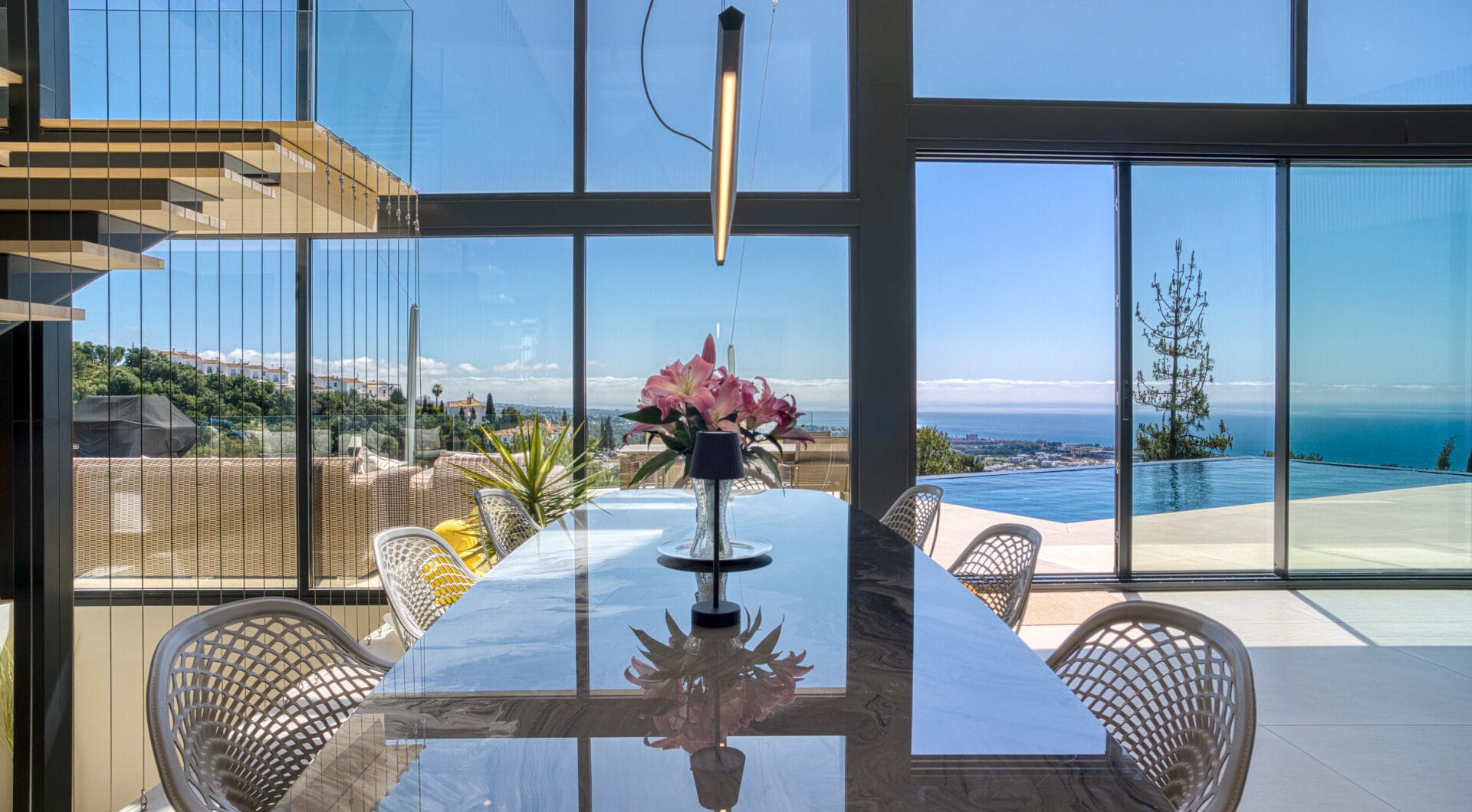 Outstanding, five bedroom Villa located in Altos de Los Monteros with panoramic sea views