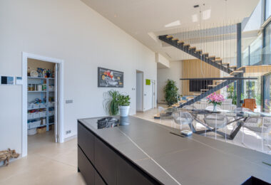 Outstanding, five bedroom Villa located in Altos de Los Monteros with panoramic sea views