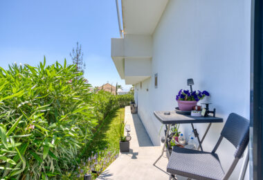 Outstanding, five bedroom Villa located in Altos de Los Monteros with panoramic sea views