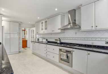Elegant, southeast facing five bedroom Villa located on the New Golden Mile in Estepona, just steps from the beach