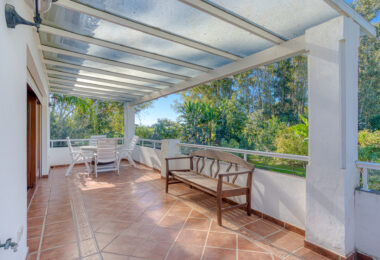 Elegant, southeast facing five bedroom Villa located on the New Golden Mile in Estepona, just steps from the beach
