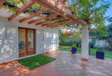 Elegant, southeast facing five bedroom Villa located on the New Golden Mile in Estepona, just steps from the beach