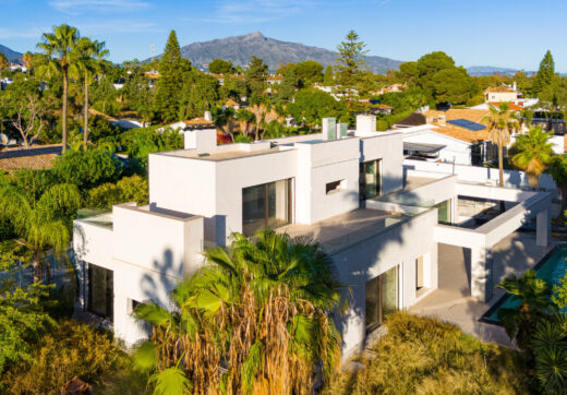Villa Maya – a magnificent four-bedroom modern beachside villa, currently under construction on the cusp of Guadalmina Baja