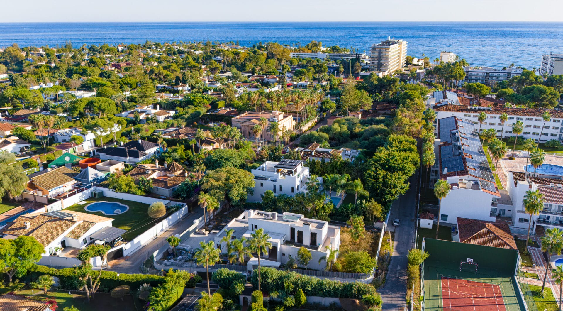Villa Maya – a magnificent four-bedroom modern beachside villa, currently under construction on the cusp of Guadalmina Baja