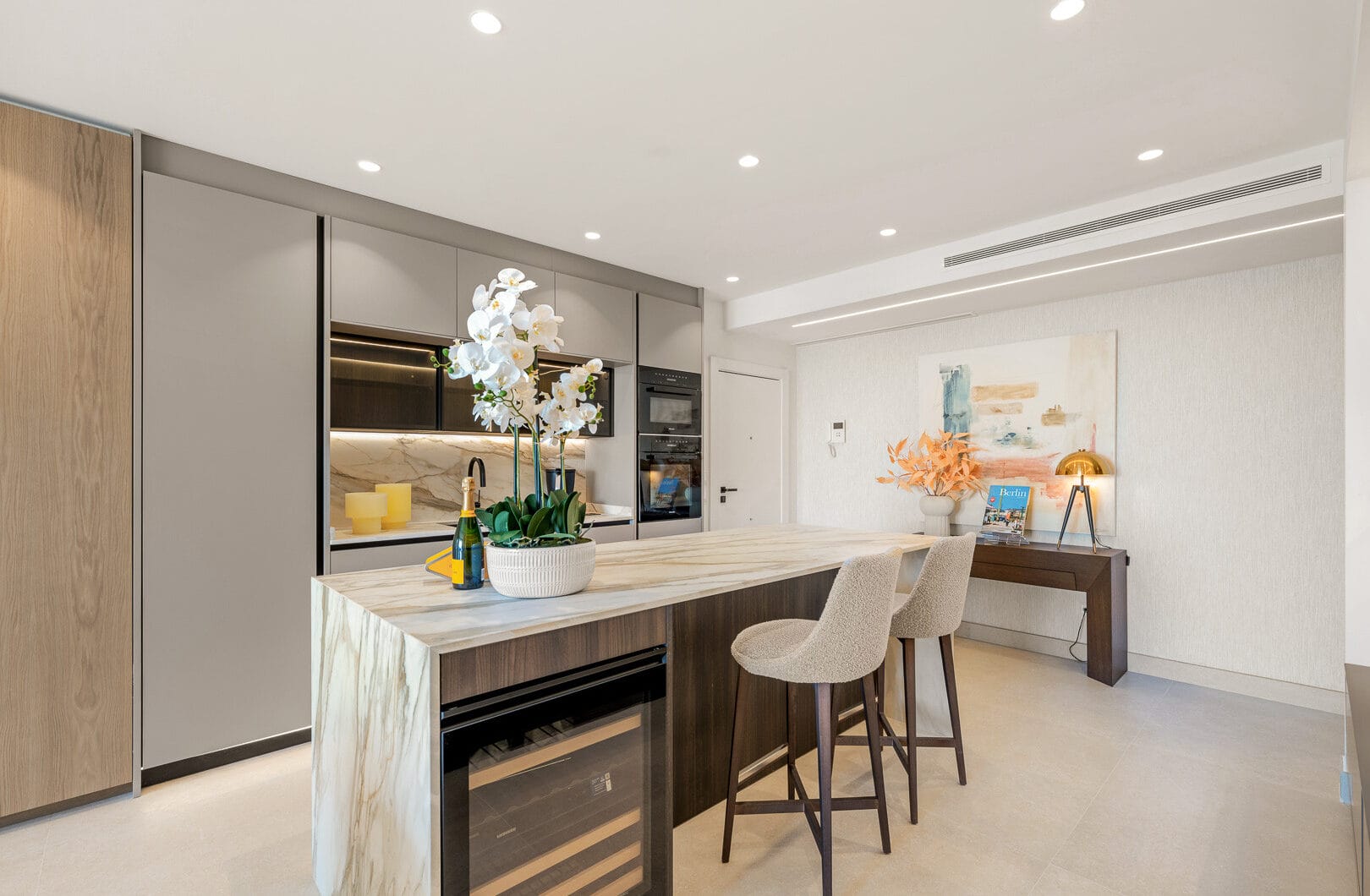 Beautifully renovated, south facing three-bedroom apartment located  in the prestigious gated community of Bahia del Velerin, Estepona