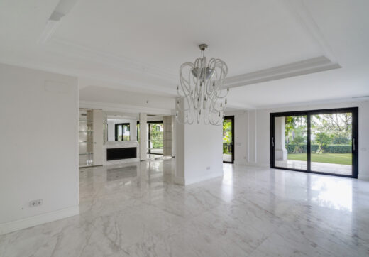 Renovation Opportunity - Six bedroom south west facing villa, located in Lomas de Magna Marbella on Marbella's Golden Mile