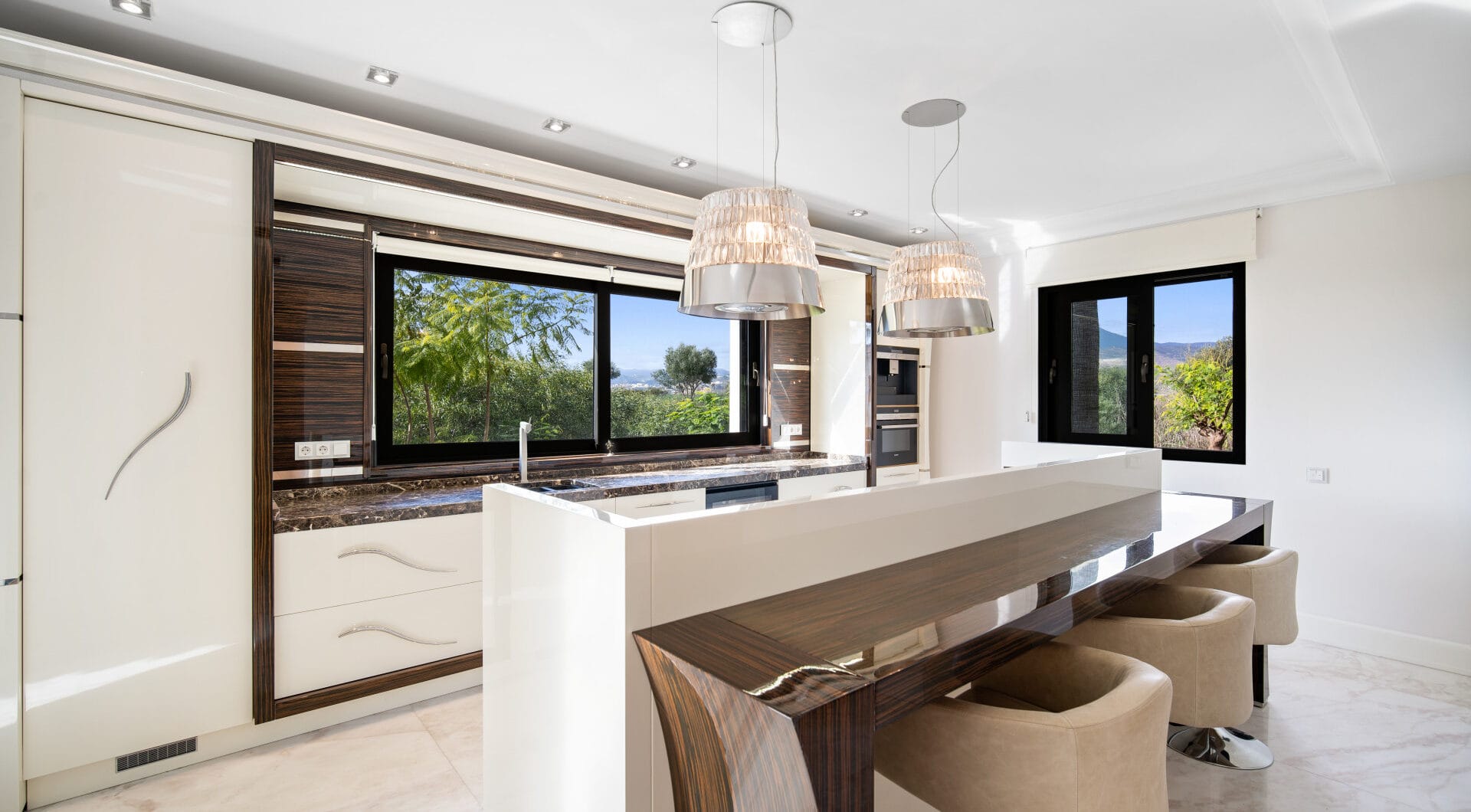 Renovation Opportunity - Six bedroom south west facing villa, located in Lomas de Magna Marbella on Marbella's Golden Mile