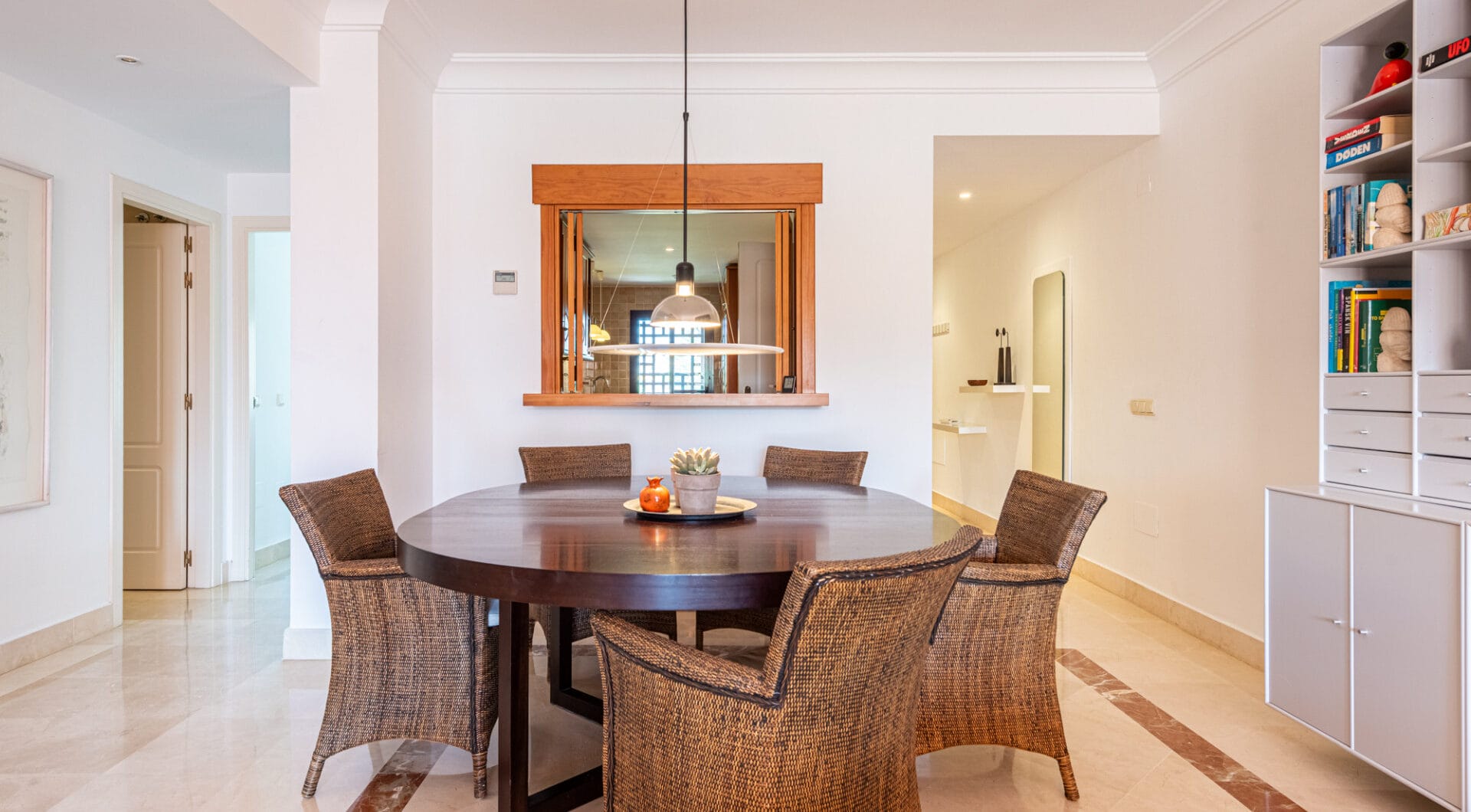 Beachside Penthouse with Panoramic Sea Views in Bahía Alcántara!
