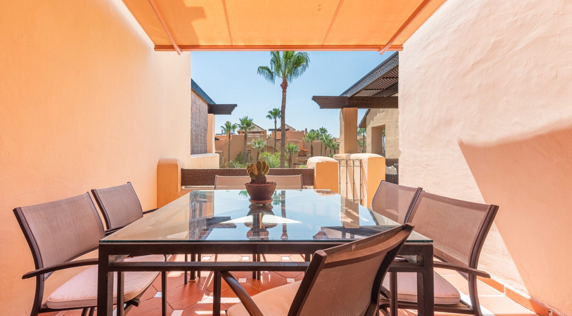Beachside Penthouse with Panoramic Sea Views in Bahía Alcántara!