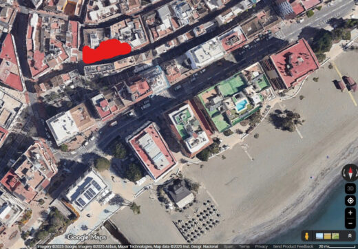 Prime Corner Plot of 190 m² in the Old Town of Estepona – 50m from the Beach, Buildable up to 800 m²