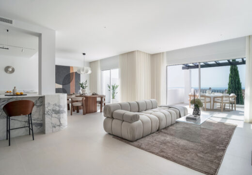 Corner Duplex Penthouse with Private Plunge Pool &amp; Sea Views