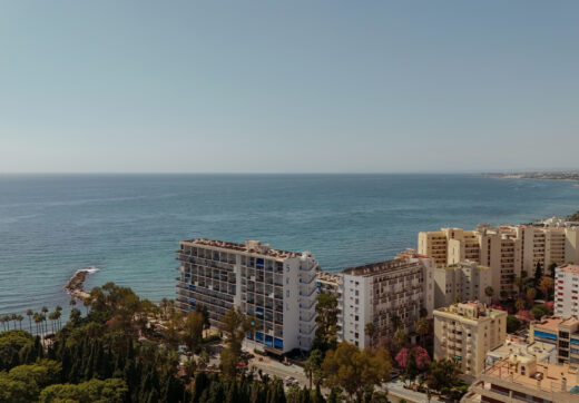 Marbella Penthouse - Private Rooftop Pool &amp; La Concha Views