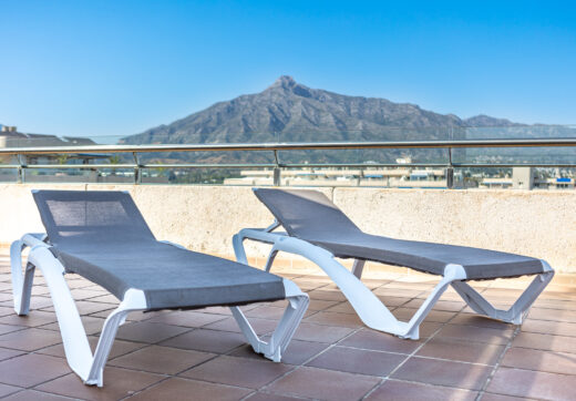 An exceptional 3-bedroom penthouse in the heart of Puerto Banús, offering one of the best terraces and panoramic views in the area.
