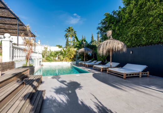 Luxury villa close to amenities