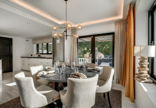 Luxury villa close to amenities