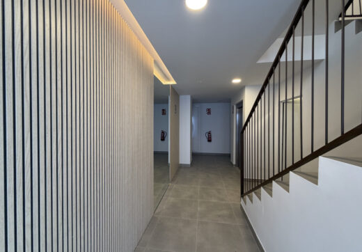 Modern Three-Bedroom Apartment in Estepona with Panoramic Views